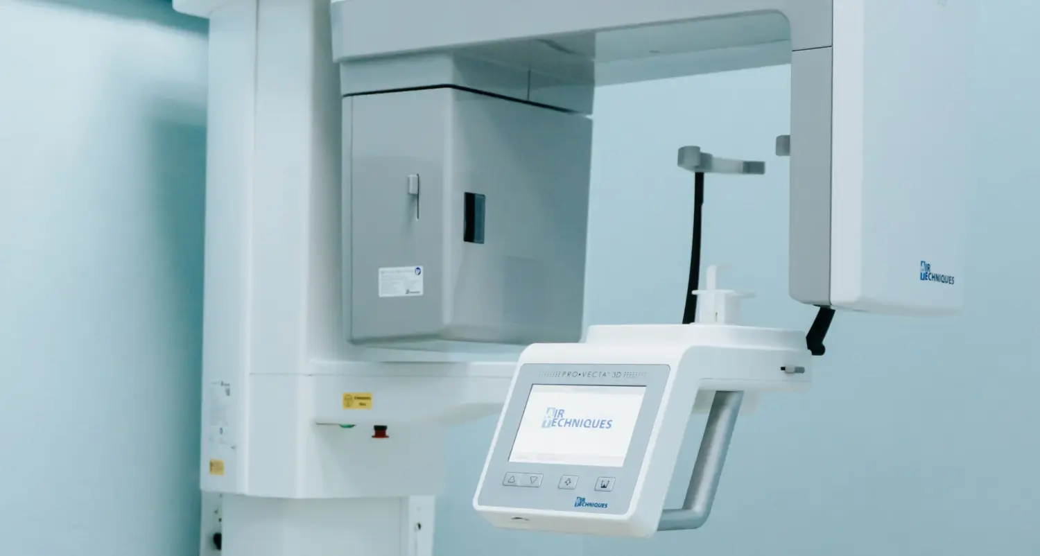 EZ Dental panoramic X-ray machine for full mouth imaging in Fort Myers, FL